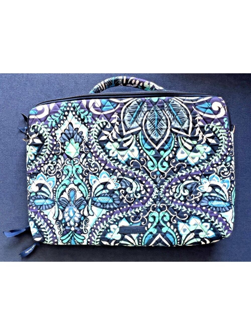 VERA BRADLEY Quilted Blue Island Medallion Laptop Bag Computer Travel 15" x 10"